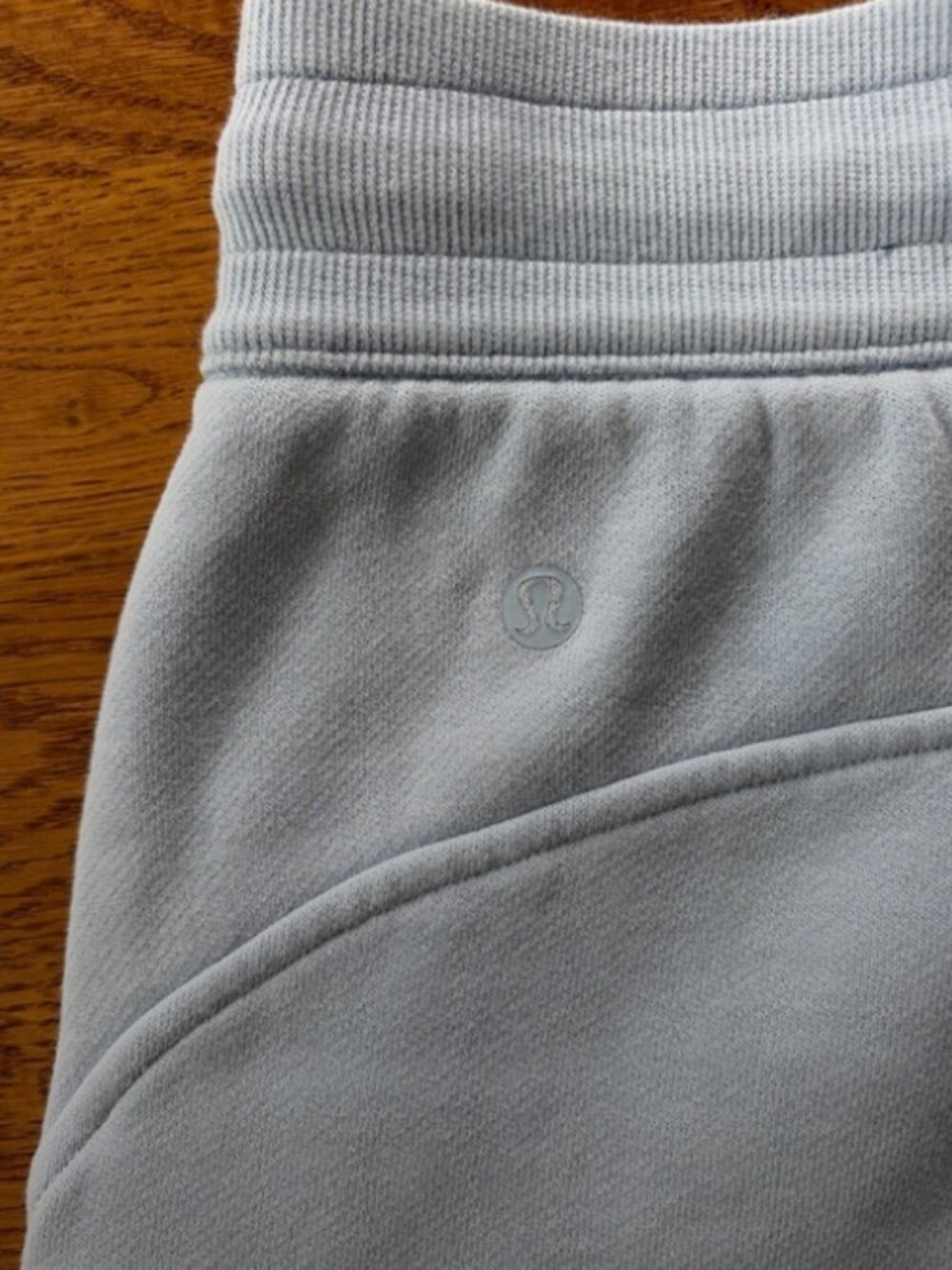Lululemon Scuba High-Rise Shorts 6 Linen Blue Pockets 5" Drawstring Pockets Soft - Picture 4 of 5